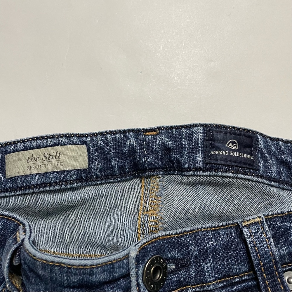 AG Adriano Goldschmied The Stilt Cigarette Leg Darker Wash Casual Jeans Size 28R - Picture 3 of 7